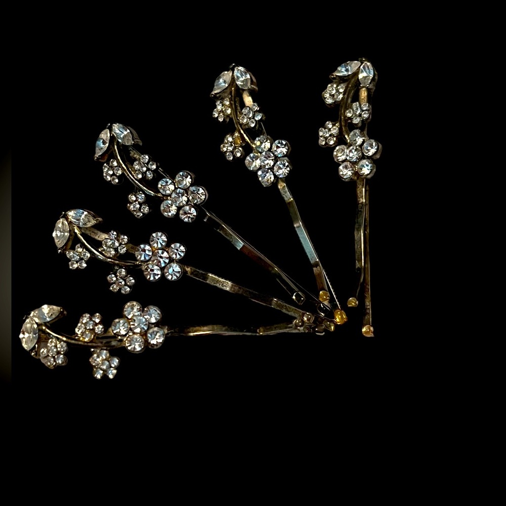 Vintage flower crystal hairpins